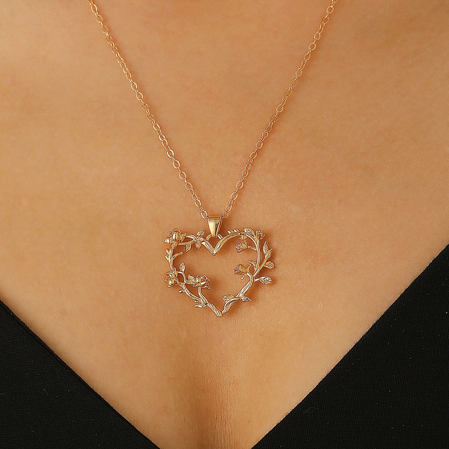 Thorny Rose Clavicle
