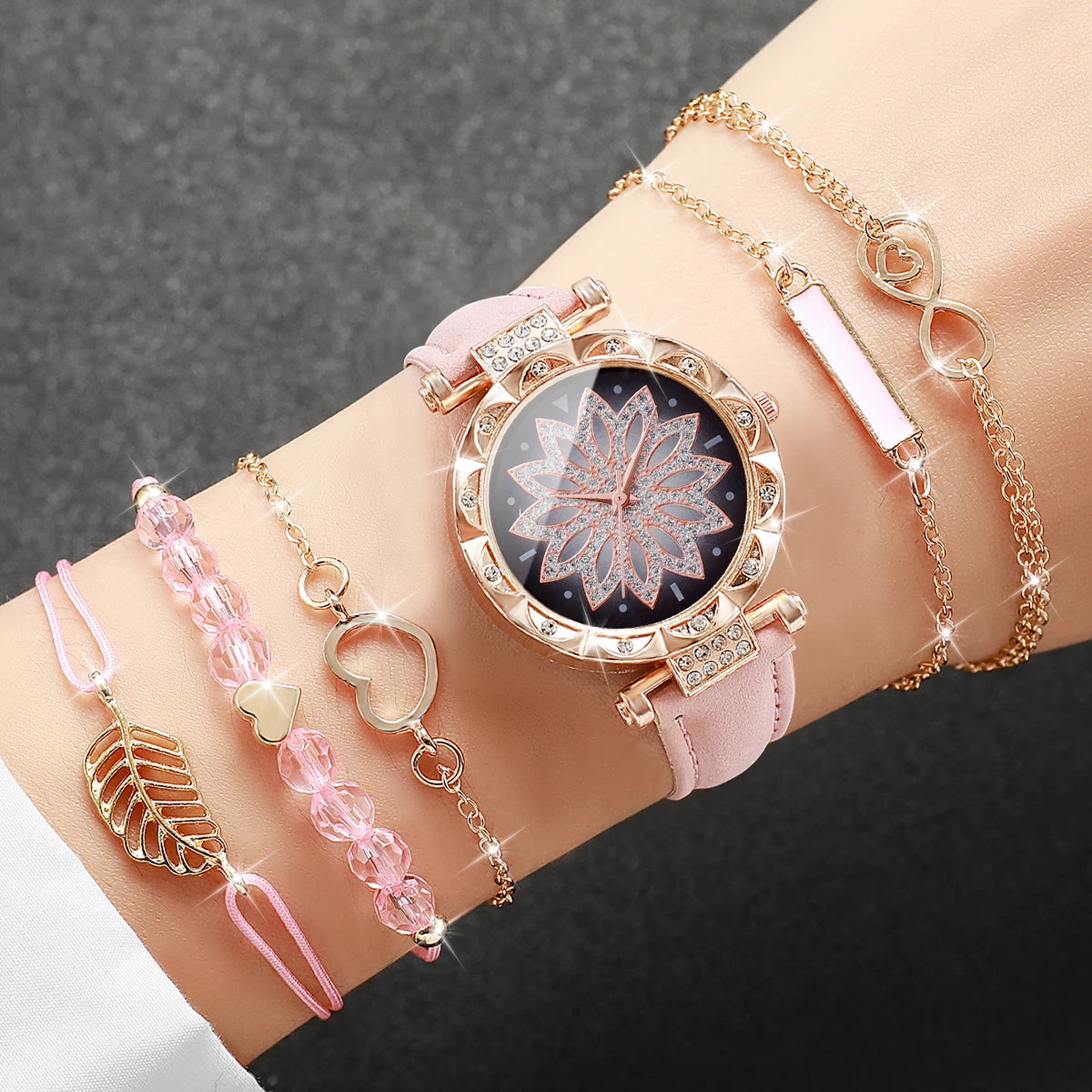 Heart Dial Women's Watch Casual Leather Band Analog Quartz Watch Leaf Bracelets Set Without Box）
