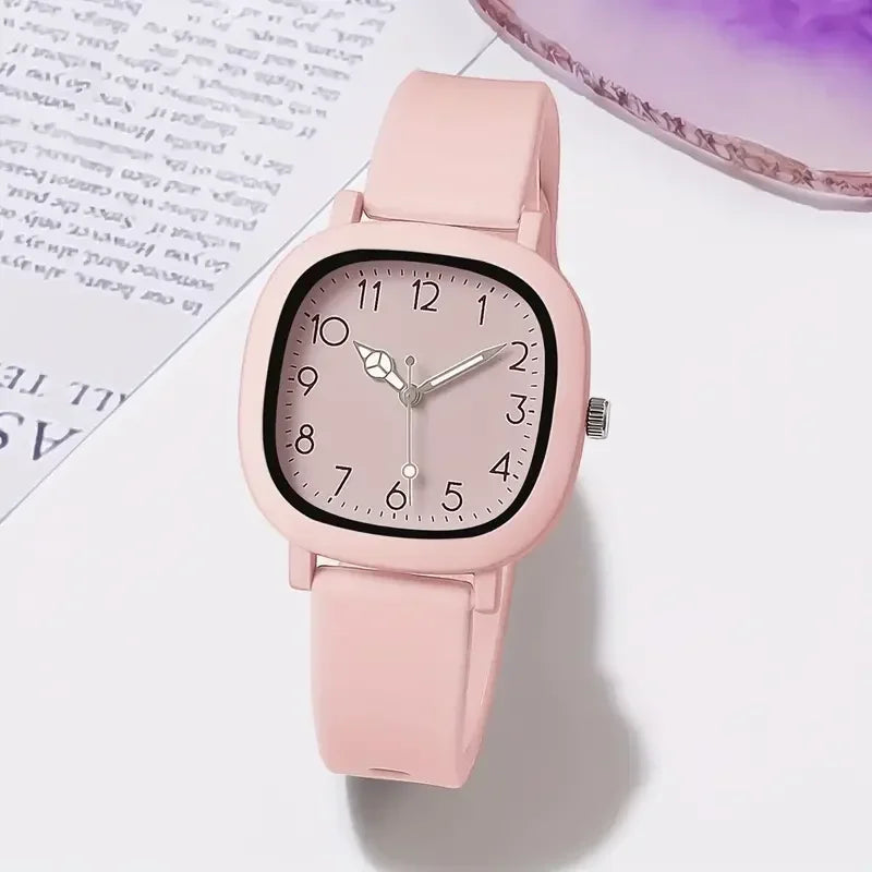 Women Quartz Watch Casual Silicone Band Ladies Wristwatch