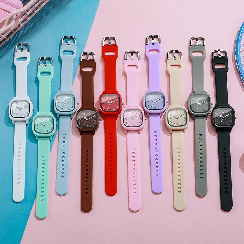 Women Quartz Watch Casual Silicone Band Ladies Wristwatch