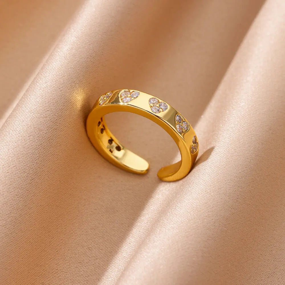 Valoria Heart Ring