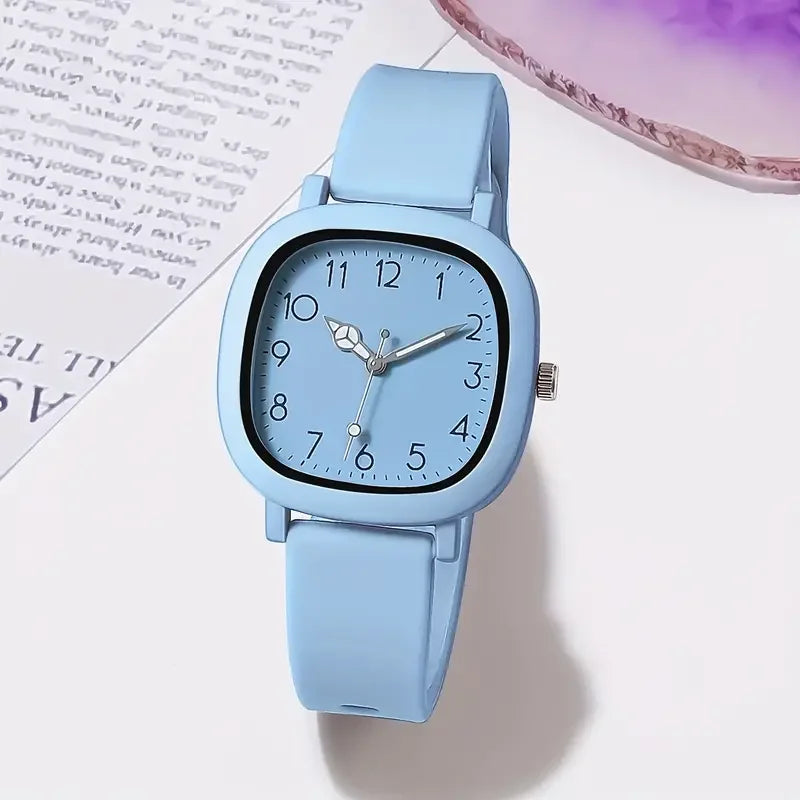Women Quartz Watch Casual Silicone Band Ladies Wristwatch