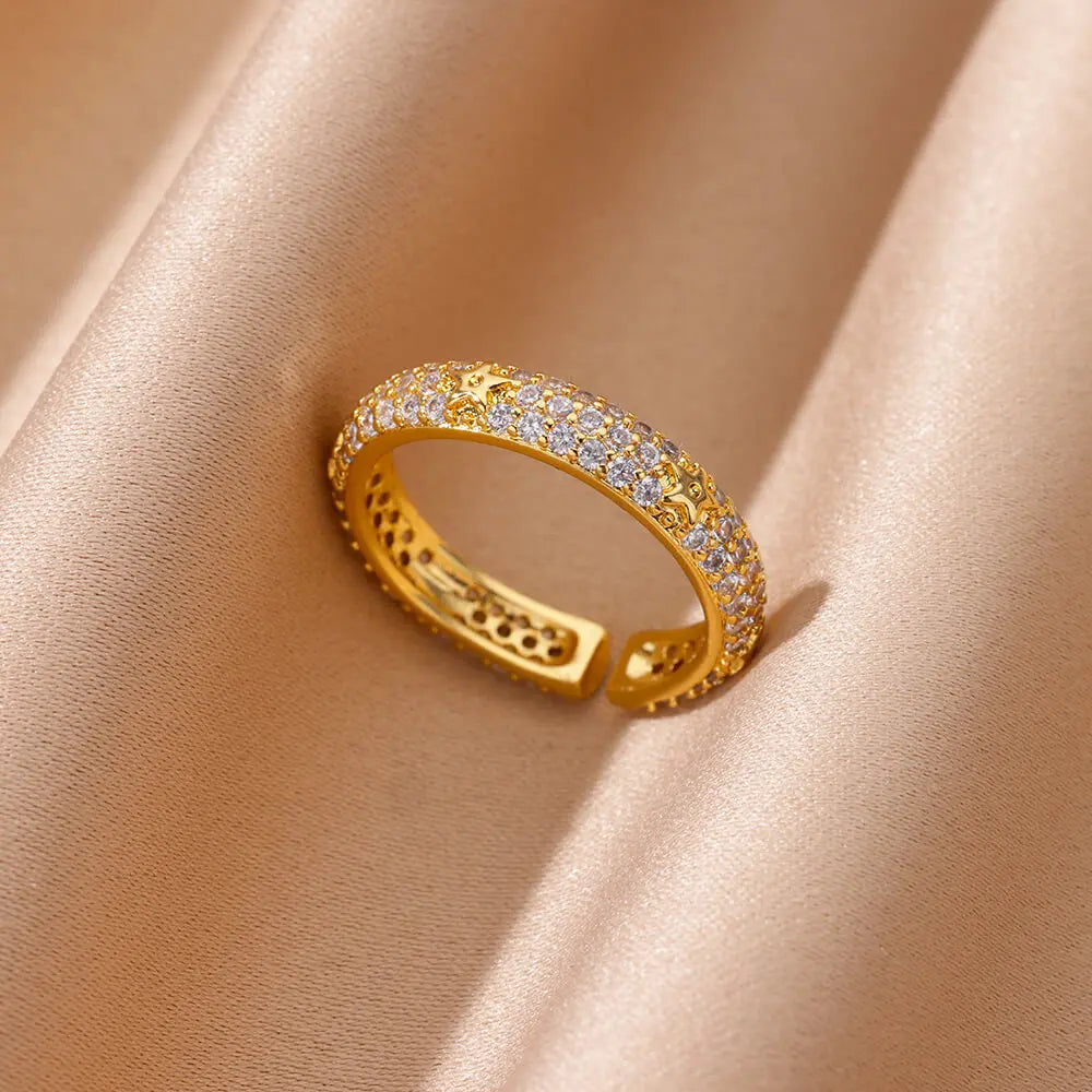 Valoria Heart Ring