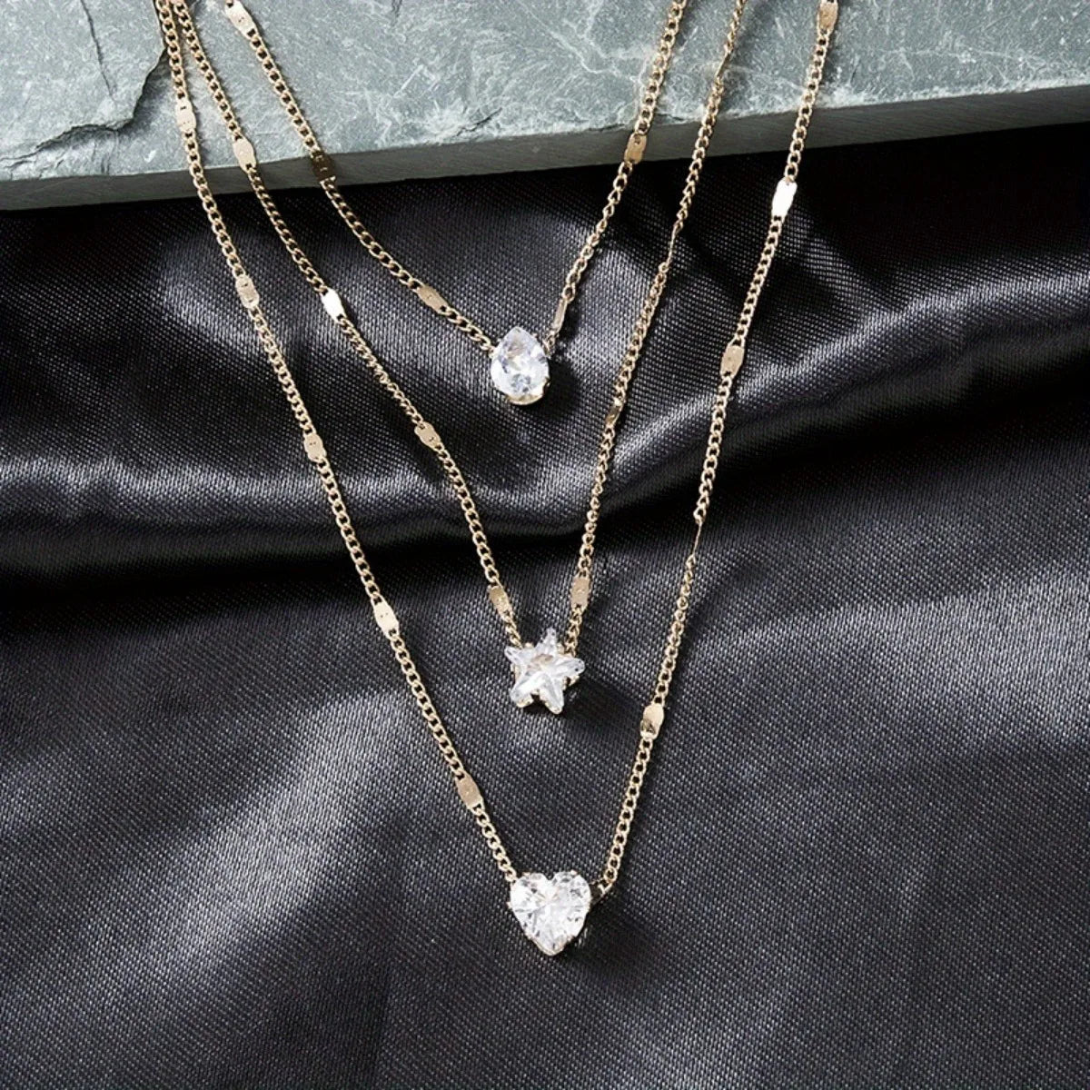 Multi-layer Five-pointed Star Heart Shape Water Drop Pendant Chain Necklace Alloy Material Glass Collarbone Chain Sexy Women New