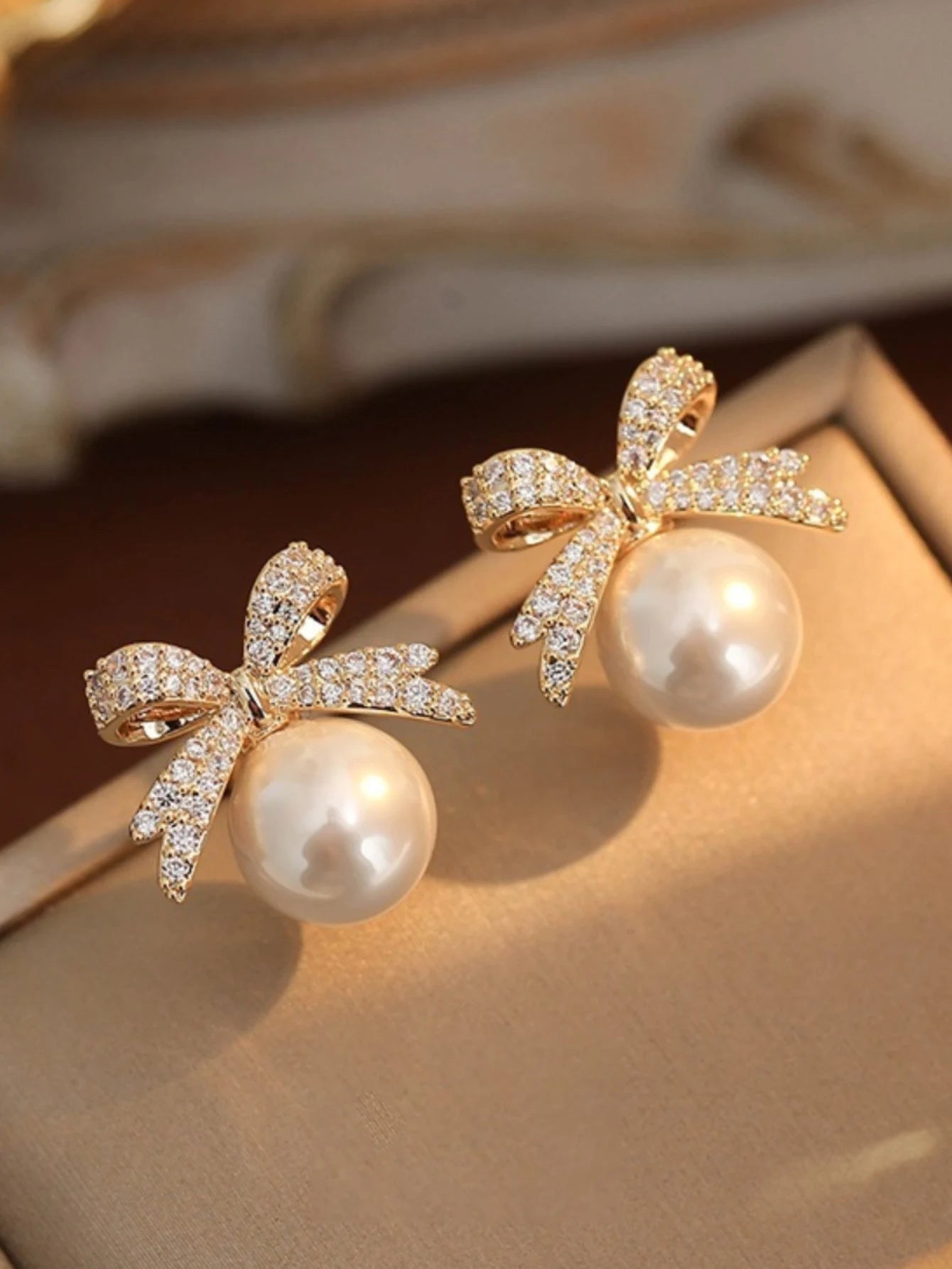 2 Women's Silver Needle Bow Studded With Diamond Pearl Earrings,